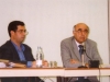 تالار آندره مالرو در پاریس با شاهرخ مسکوب ـ سخنرانی در انجمن پژوهشی شعر و ادب فارسی با عنوان « انجمن‎ها و جریانات ادبی در ایران » جمعه 28 آوریل 2000 ـ 9 اردبیهشت 1379